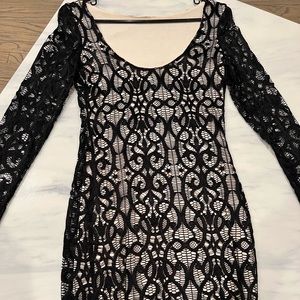 Black and white lace dress size small size 4
